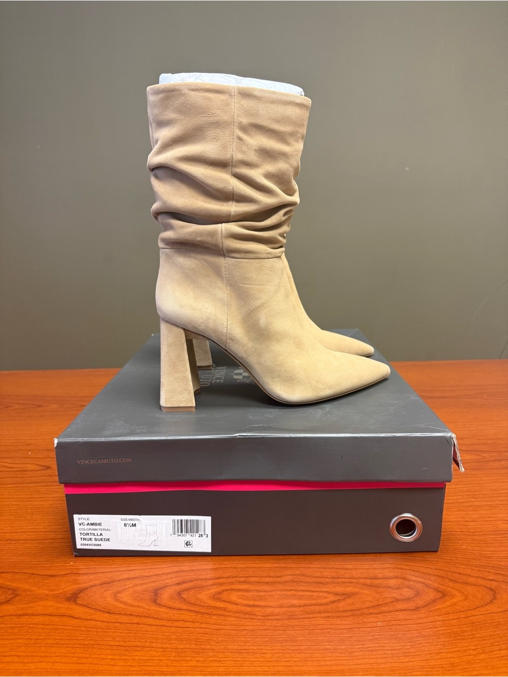 Vince Camuto Ambie Tan Suede Slouch Boots Pointed Toe Flared Block Heel 8.5